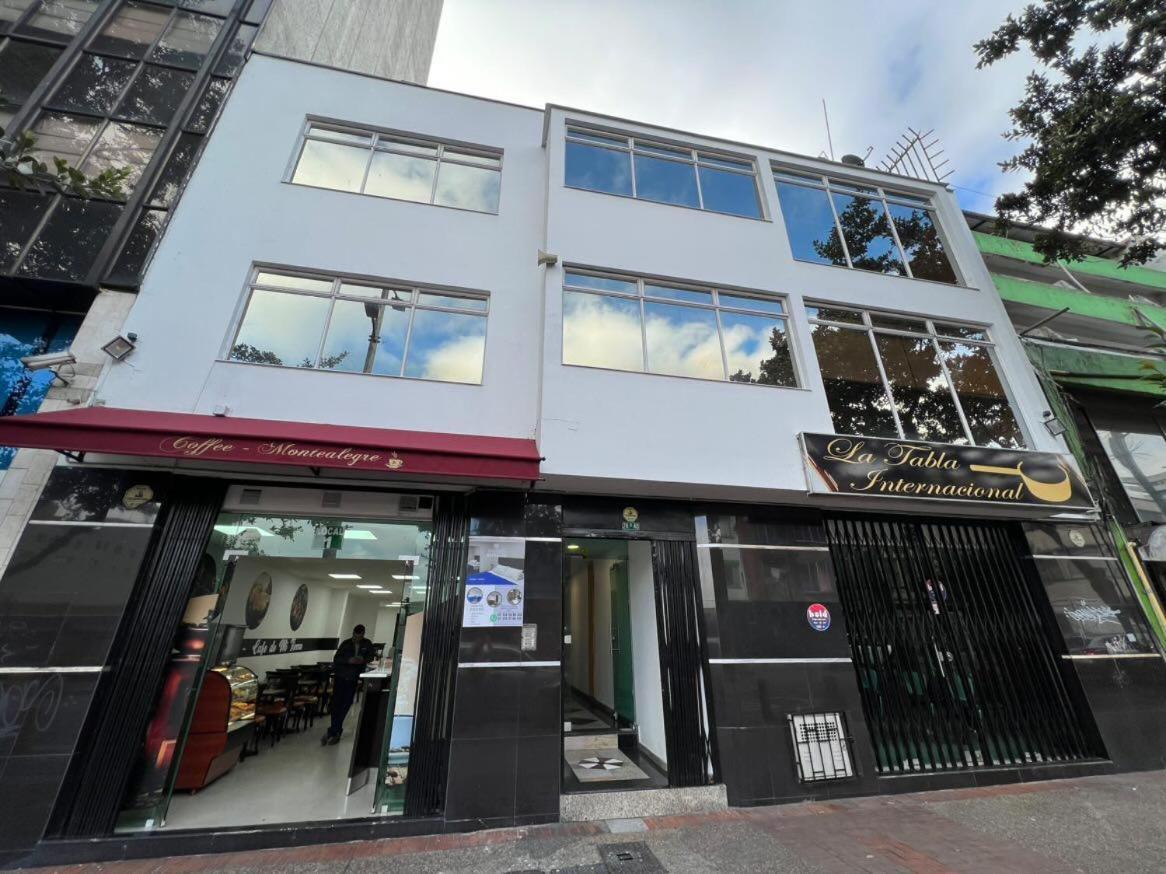 Aparta Hotel Montealegre Bogota Exterior photo
